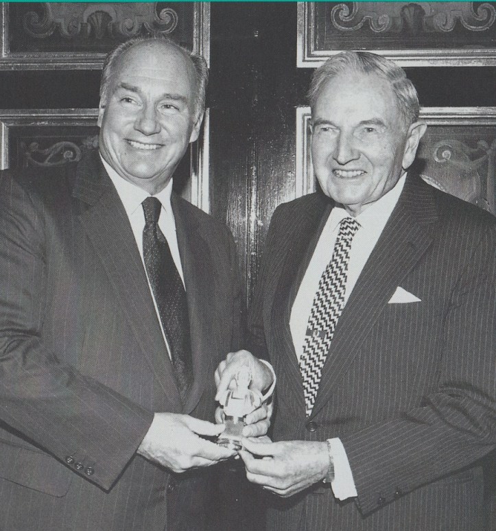 The Aga Khan is presented the World Monument Fund's Hadrian Award on October 25, 1996 by David Rockefeller. In the keynote speech at the presentation ceremony, Cyrus Vance, former US Secretary of State, noted the Aga Khan's lifelong labour to improve the lives of Islamic peoples throughout the world and his commitment to the preservation and renewal of societies. Photo: The Ismaili Canada, July 1997.