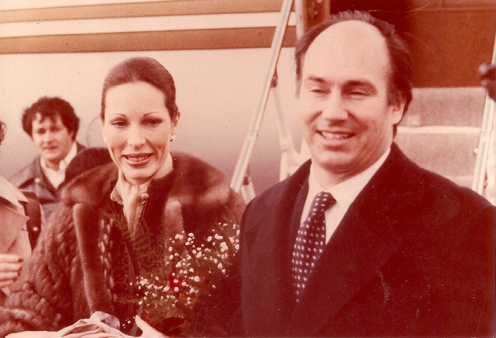 scan0687_HHAga Khan_Canada_1978