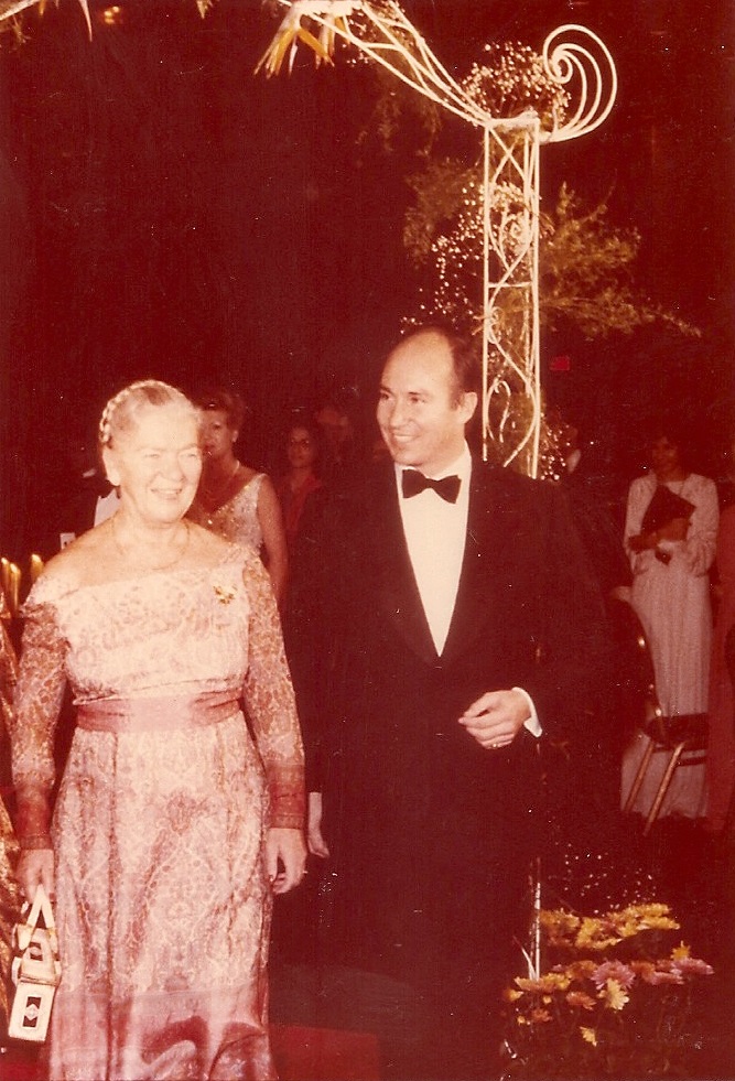 scan0691_HHAga Khan_Canada_1978