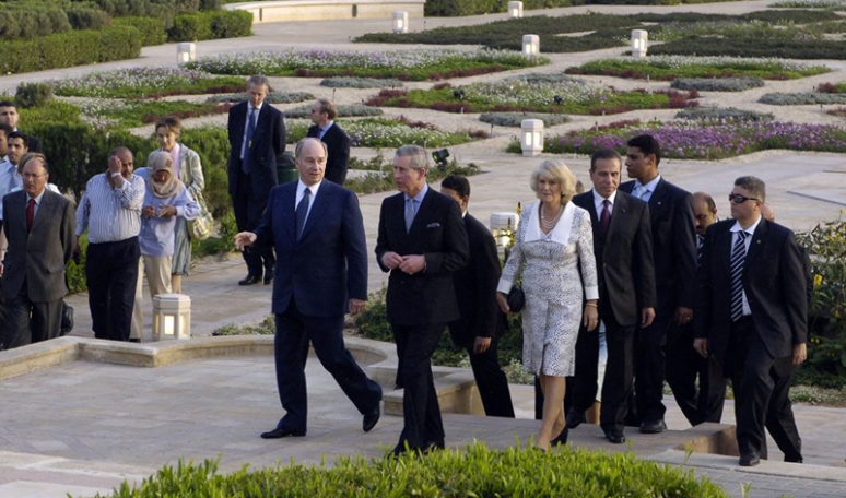egypt_2006march_2m.Aga Khan welcomes Prince Charles to Al Azhar Park
