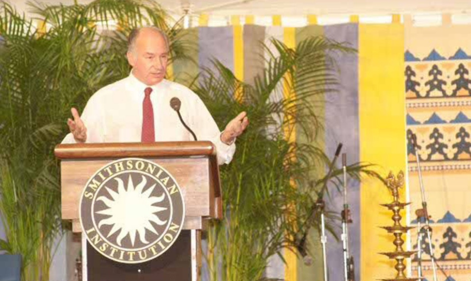 Aga Khan speaking in 2002 at the opening ceremony of the Smithsonian Folklife Silk Road Festival