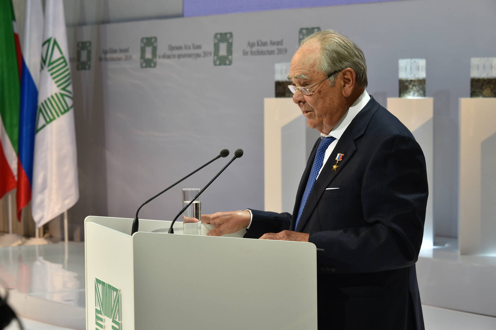 Mintimer Shaimiev at Aga Khan Award for Architecture cerremony