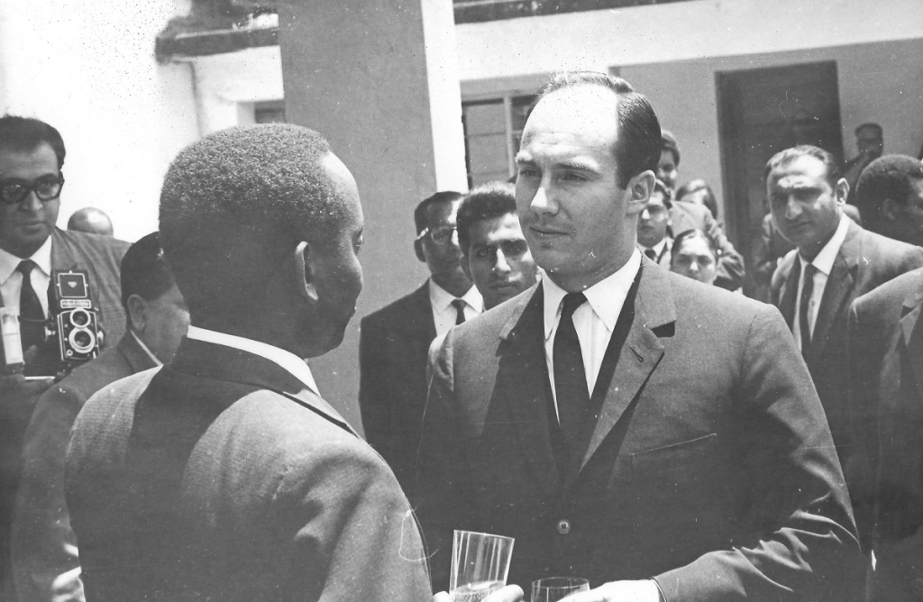 Aga Khan in Arusha, Tanzania, in 1966 Barakah photo, www.barakah.com