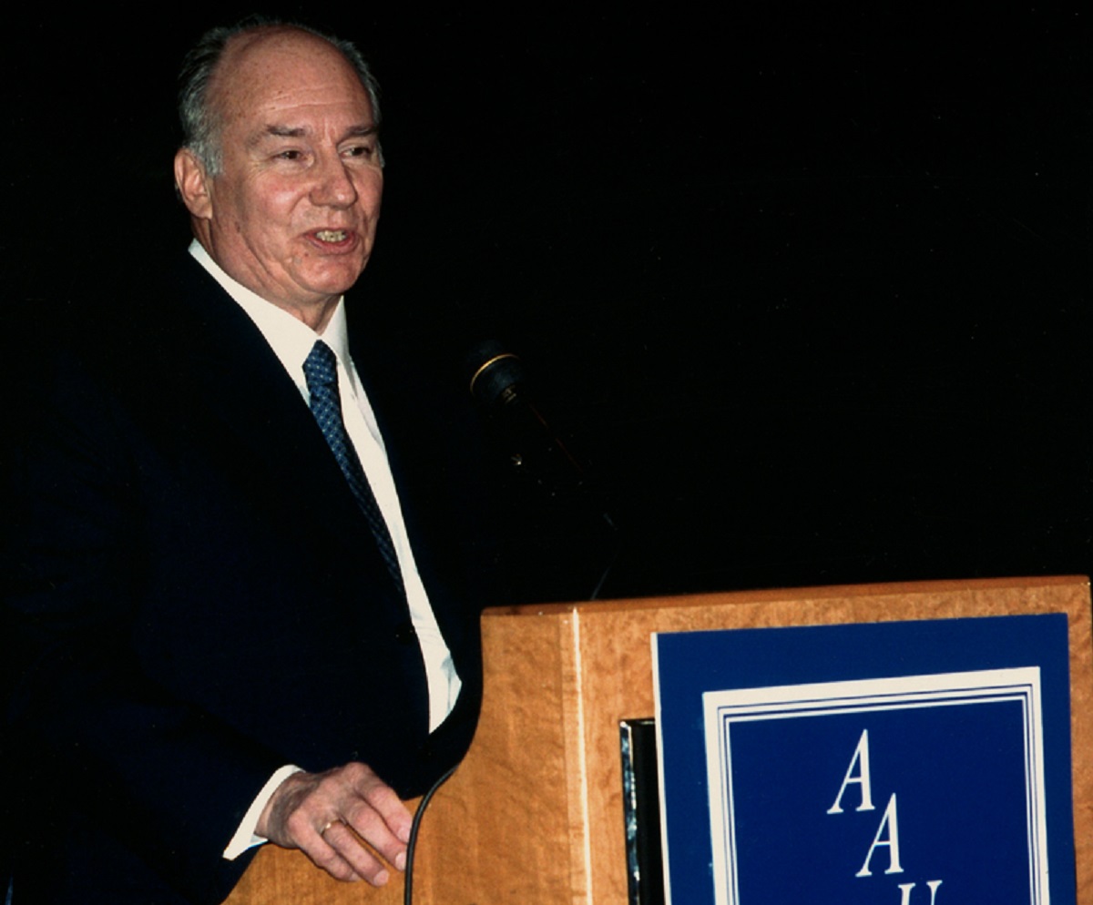 Mawlana Hazar Imam, His Highness the Aga Khan, addressing the International Convocation of the Association of American Universities (AAU). Photo: AKDN. Reproduced in Barakah.com