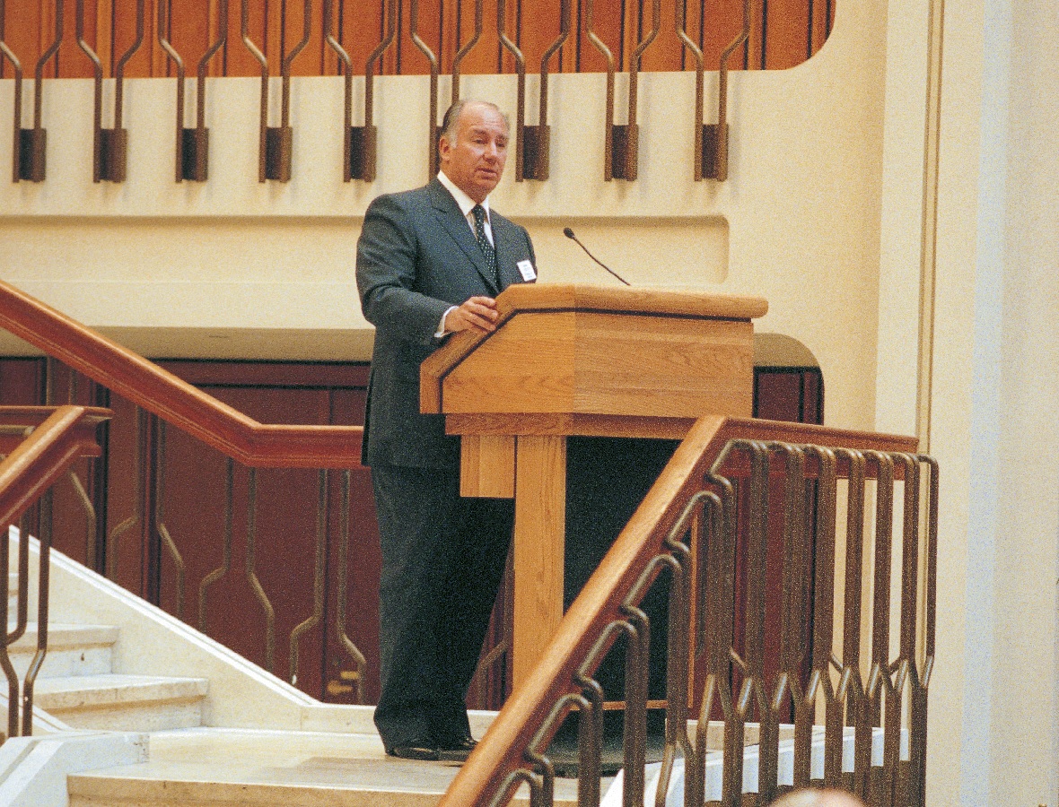 Mawlana Hazar Imam, His Highness the Aga Khan delivering the keynote address on the New Networked Economy at the World Faiths & Development Dialogue Conference held at the World Bank