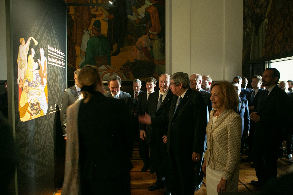 Aga Khan at Ideals of Leadership: Masterpieces from the Aga Khan Museum Collections, hosted at the Parliament building, São Bento Palace in Lisbon during the Diamond Jubilee visit in July 2018.
