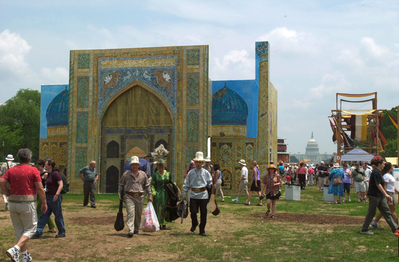 Silk Roads Festival Aga Khan and Colin Powell launch it, barakah