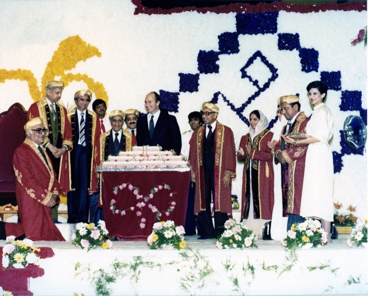 Aga Khan presented with a birthday cake in Canada in 1978. Barakah.
