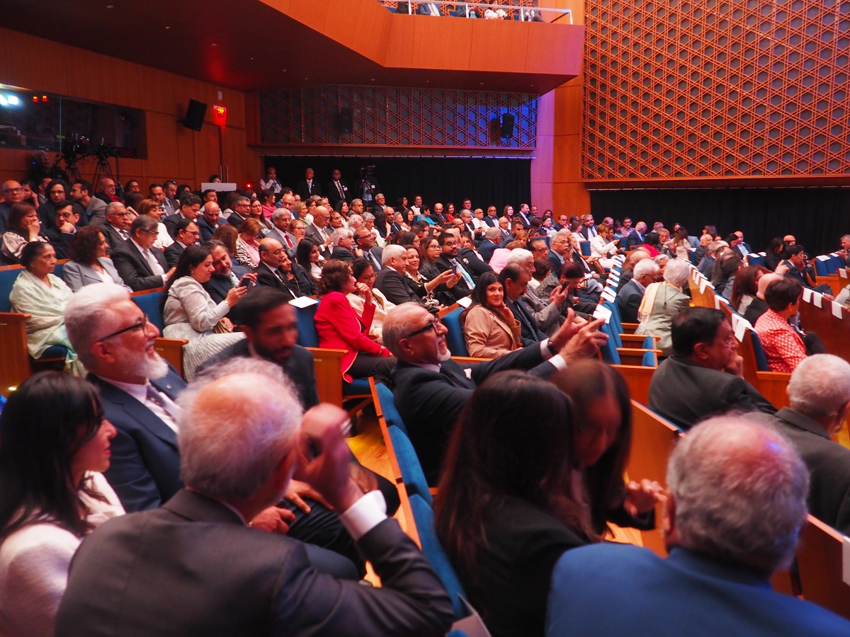 Hussain Aga Khan The Living Sea