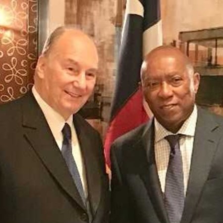 The Mayor of Houston, Sylvester Turner, welcomed Mawlana Hazar Imam, His Highness the Aga Khan, to Houston, Texas, on March 18, 2018, in commemoration of his Diamond Jubilee, which celebrated his 60 years as spiritual leader of the Shai Ismaili Muslims: