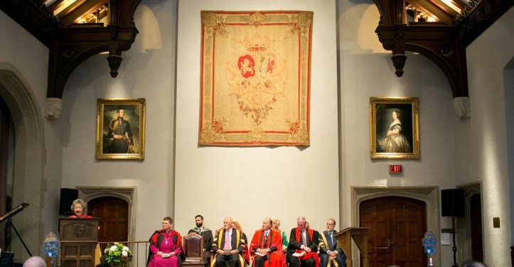 His Highness the Aga Khan receiving an honorary doctorate from Trinity College at the University of Toronto.
