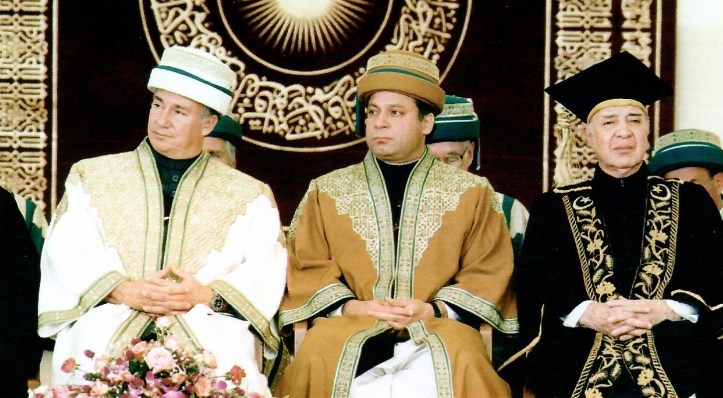 Aga Khan at 4th AKU CONVOVATION