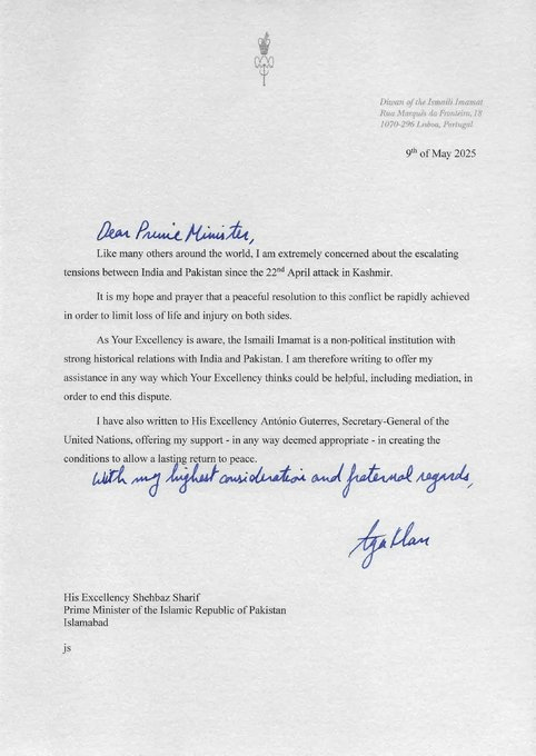A handwritten letter from His Highness the Aga Khan addressed to the Prime Minister of Pakistan, expressing concern over escalating tensions between India and Pakistan and offering assistance for peaceful resolution.