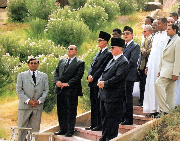 Aga Khan at funeral of Mata Salamat