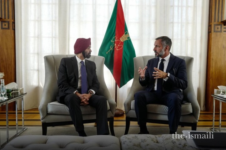 His Highness the Aga Khan and World Bank President meet at the Diwan of the Ismaili Imamat