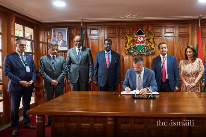 Aga Khan arrives in Kenya