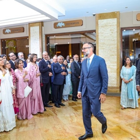 Aga Khan departs Kenya