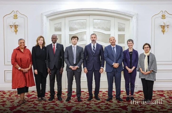 Aga Khan with AKAA Steering Committee
