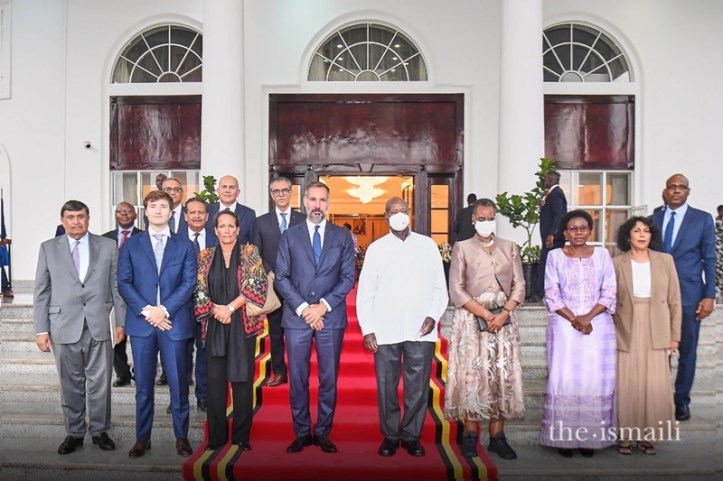 His Highness the Aga Khan and members of his delegation at the State House Entebbe