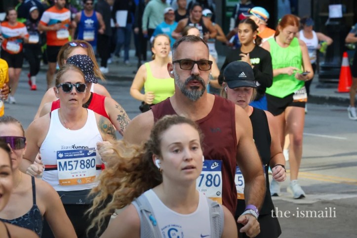 Rahim Aga Khan running in the Chicago Marathon on his birthday
