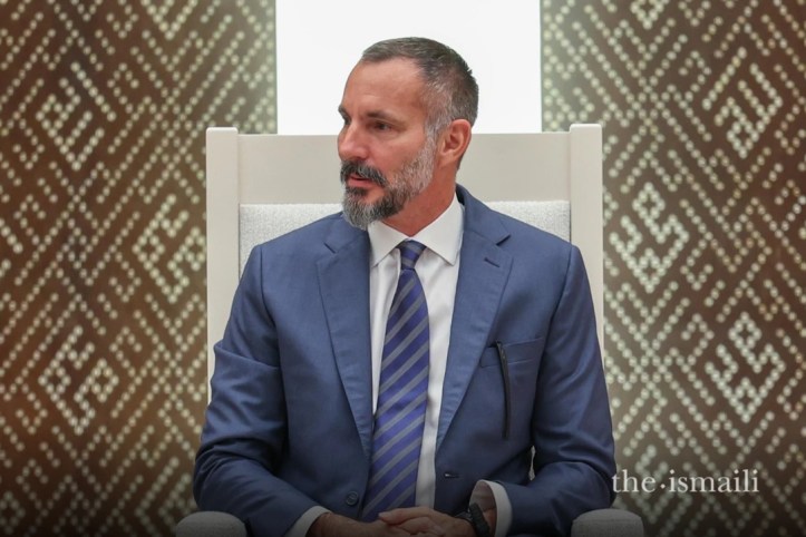 Aga Khan grants audience to Ismaili youth at Ismaili Center Darkhan Jamatkhana