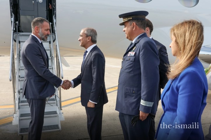 Aga Khan arrives in Portugal