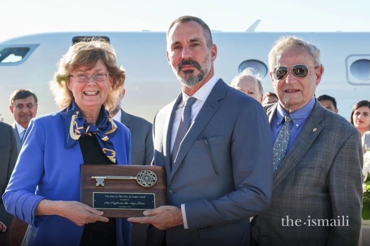 Aga Khan being presented with a key to the city of 