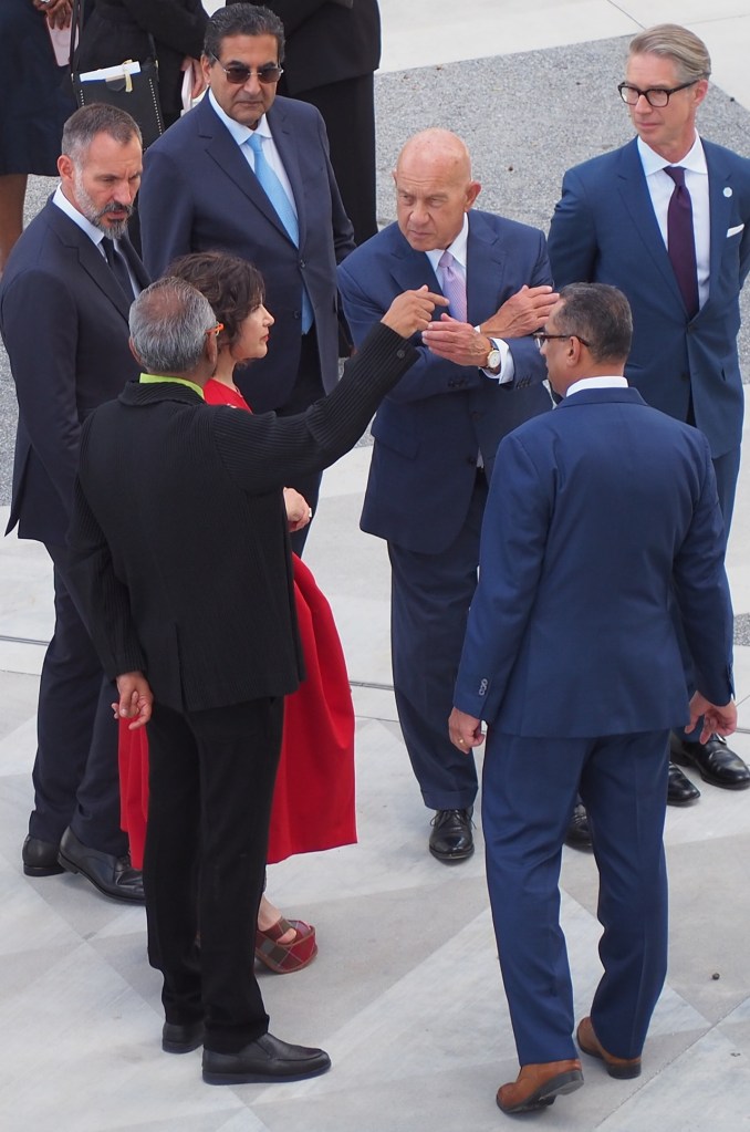 Ismaili Center Houston tour by the Aga Khan and Mayor Whitmire of Houston