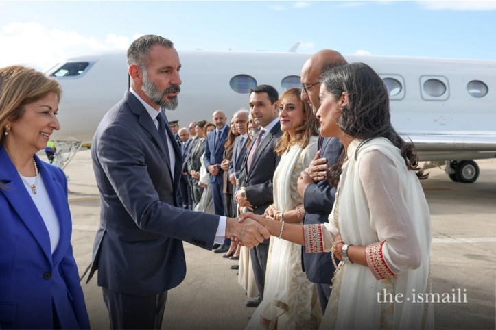 The Aga Khan is received upon his arrival in Lisbon by the leaders of the Ismili community, Barakah