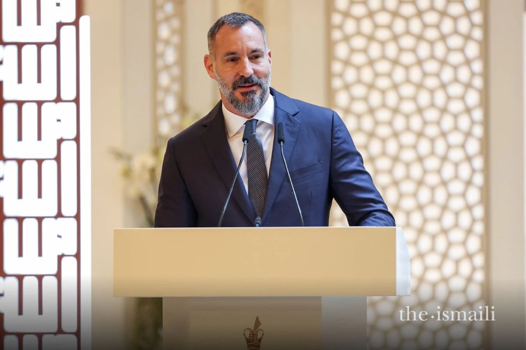 The Aga Khan with Ismaili Youth in London