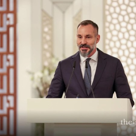 Aga Khan meets Ismaili youth