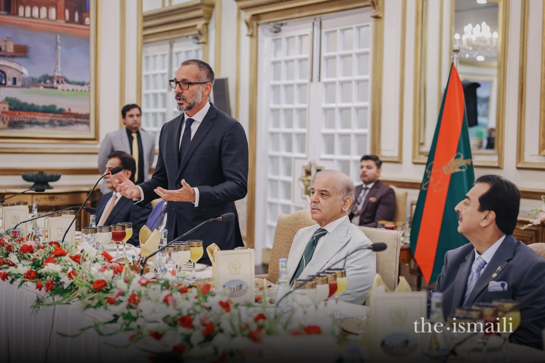 Aga Khan hosted by Prime Minister Shariff