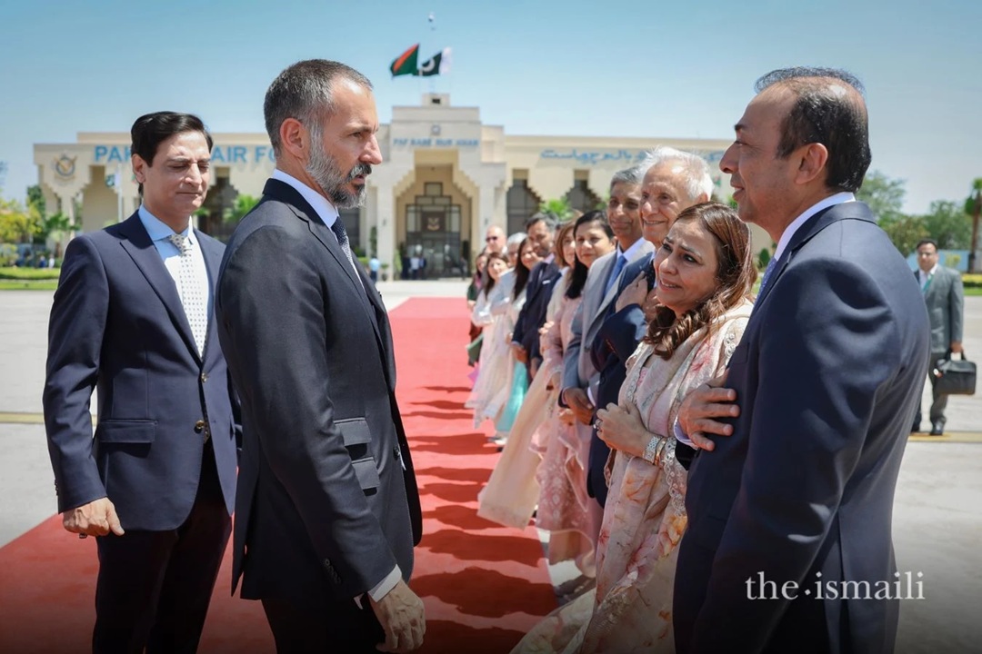Aga Khan at airport as he departs